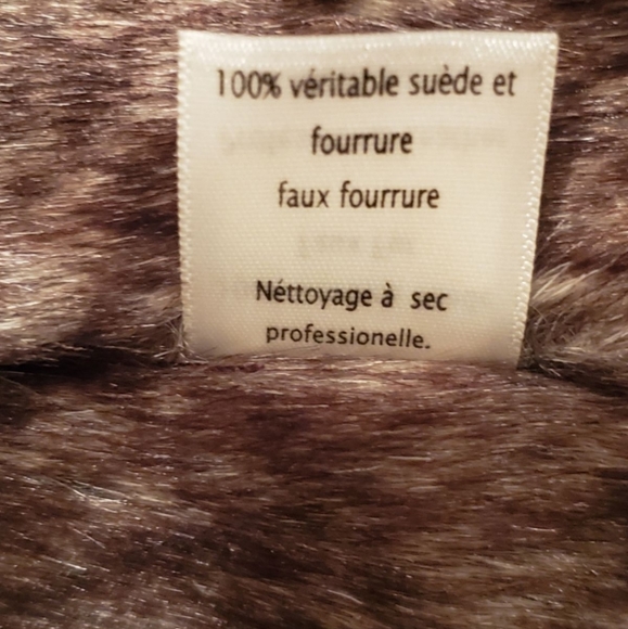 Ecru Suede Vest - Picture 7 of 8